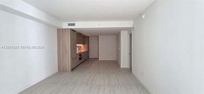 Foto del edificio - 77 SE 5th St