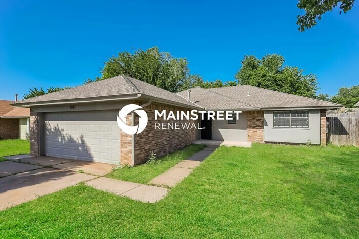 Primary Photo - 3 Bedroom Pet-Friendly Home in EDMOND, OK ...