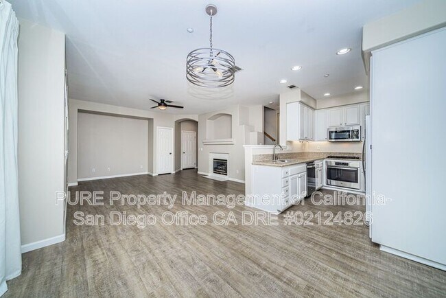 Foto del edificio - 1645 Sunnyside Ave