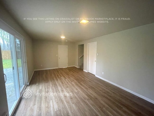 Building Photo - 13712 SE 170th St