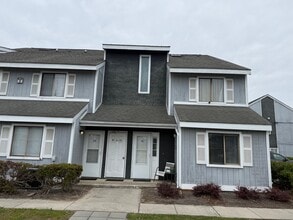 Building Photo - 3700 Golf Colony Ln