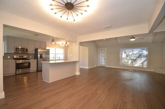 Building Photo - 15603 Oldridge Dr