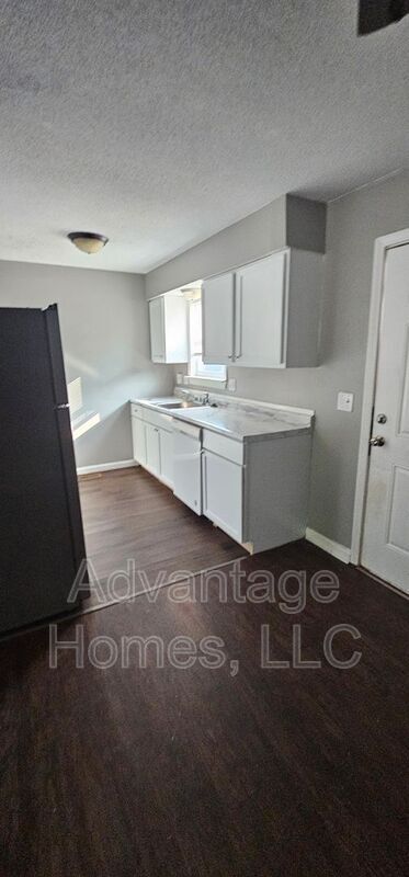 Foto del edificio - 721 N 70th Terrace