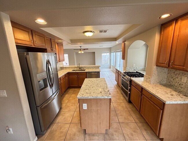 Foto del edificio - Beautiful two-story home with 4 BED / 2.5 BATH w Loft located in Henderson Nevada!