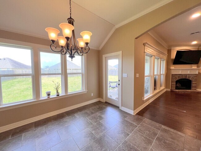 Building Photo - Savannah Place in South Bossier