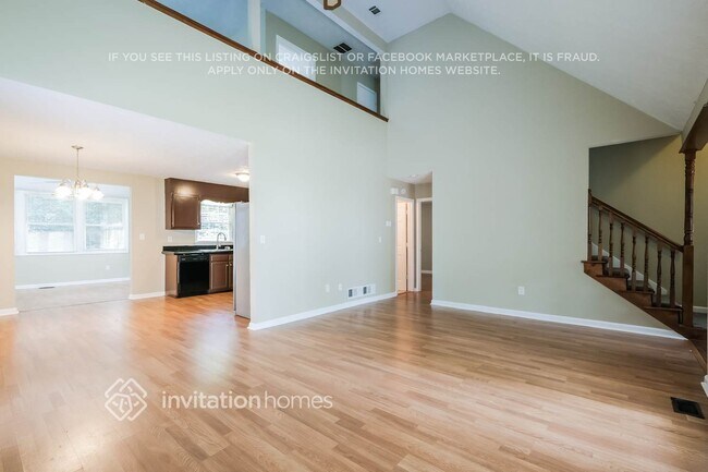Foto del edificio - 2711 Spring Ridge Cir