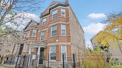 Building Photo - 2255 S Whipple St