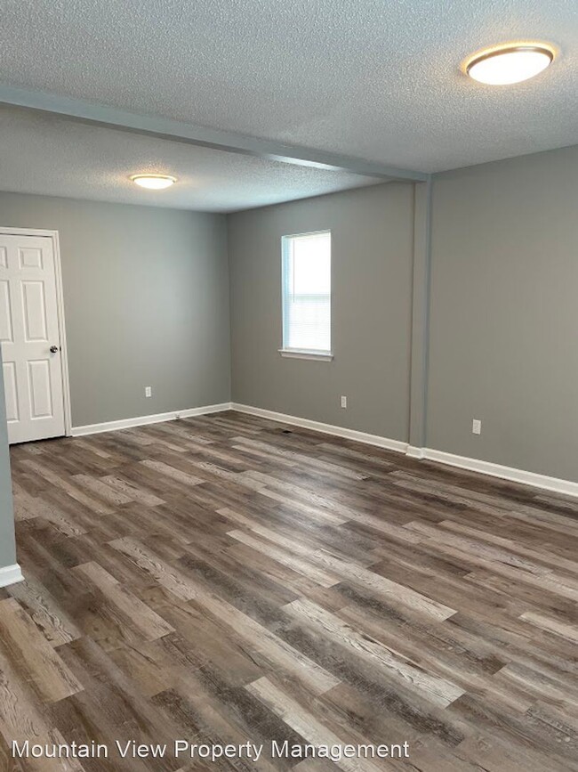 Foto del edificio - 3 br, 1.5 bath House - 1924 Robbins St