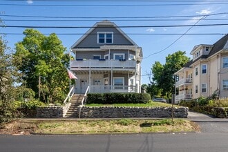 Building Photo - 144 Waverly Rd