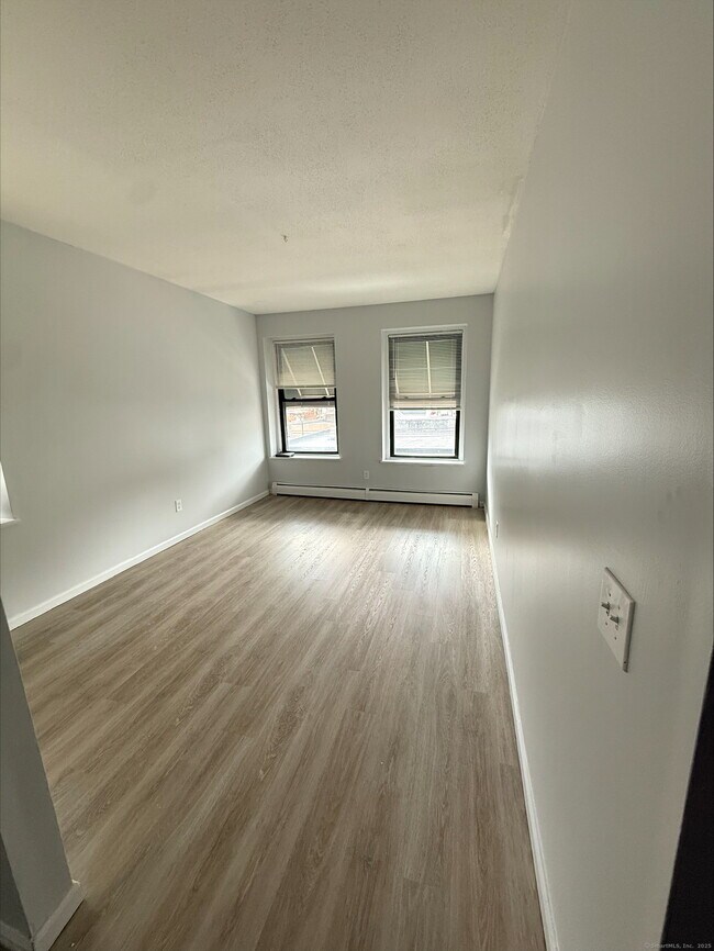 Foto del edificio - 441 Howe Ave