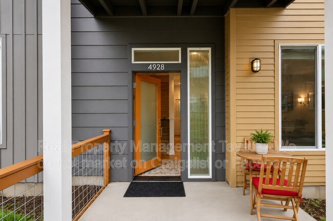 Foto del edificio - 4228 Braeburn Ln