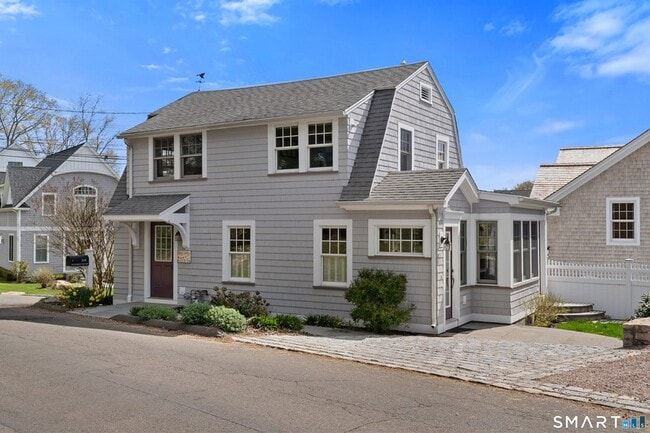 Building Photo - 218 Totoket Rd