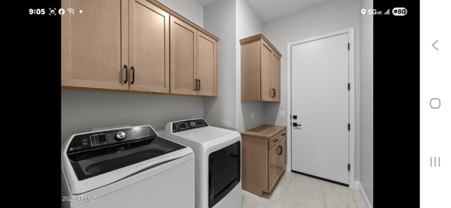 Building Photo - 19321 W Luke Ave