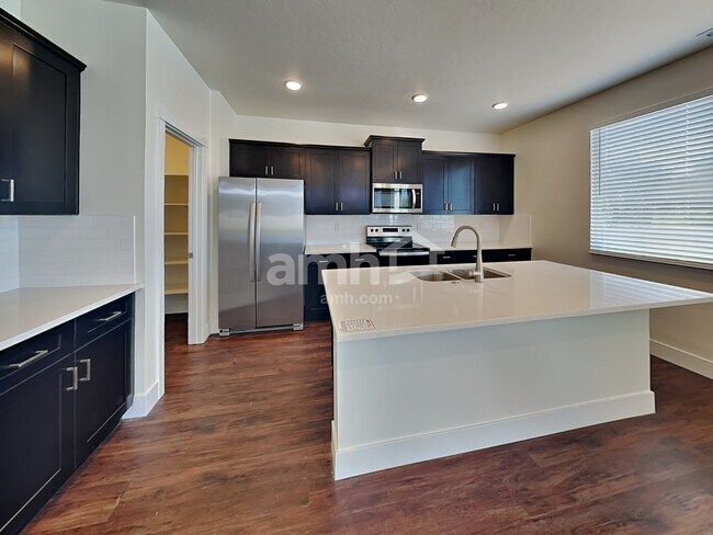 Foto del edificio - 871 N Rivermist Pl