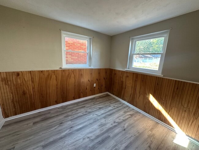 Building Photo - 4511 Tioga St NW