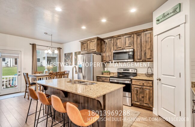 Foto del edificio - Spacious 5 Bedroom Herriman Townhome