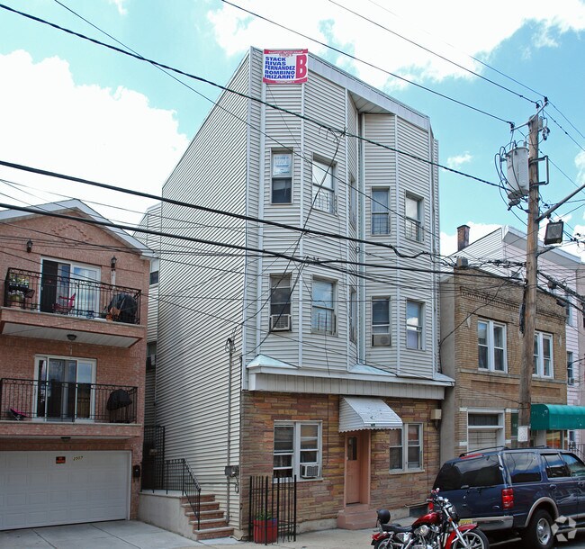 2509 Central Ave, Union City, NJ 07087 Apartments Union City, NJ