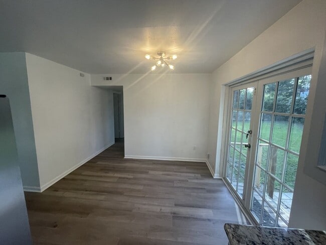 Photo - Close to Campus - Sub-Lease House