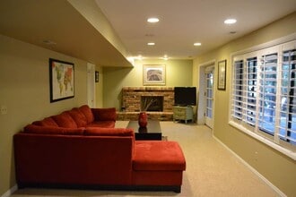 Building Photo - 7425 Magic View Cir