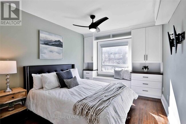 Building Photo - 372 Roehampton Ave