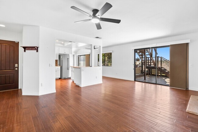 Foto del edificio - 6420 Goodwin St