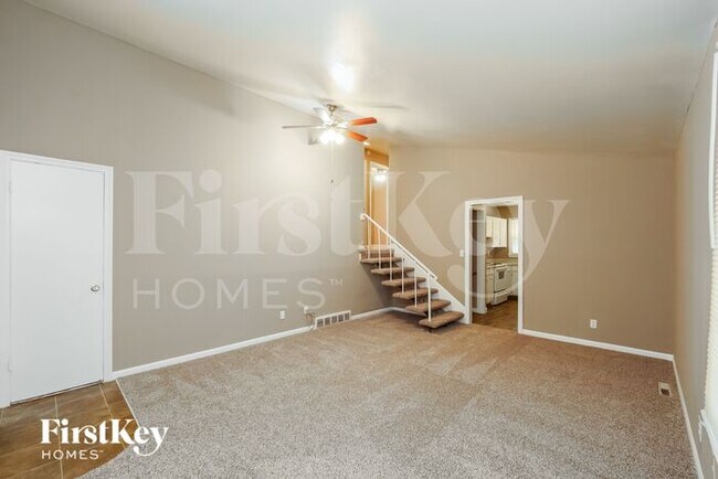 Foto del edificio - 4327 North Brighton Avenue