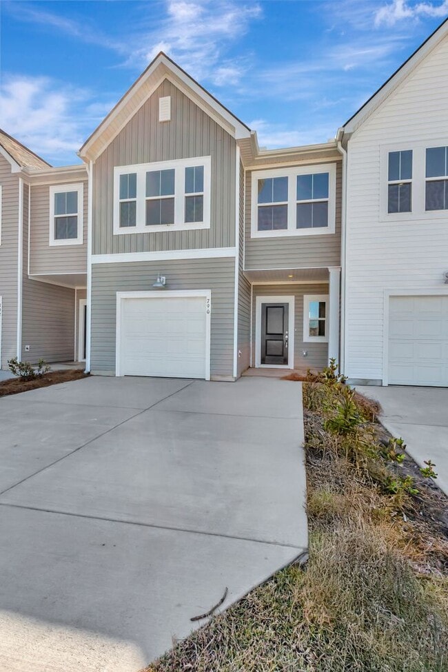 Building Photo - Modern Lowcountry Townhome in Cane Bay