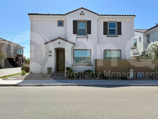 Building Photo - 678 N Bay Dr