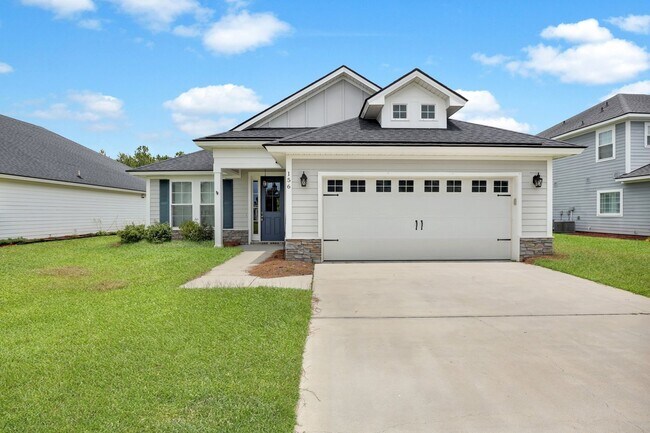 Foto del edificio - Spacious 4BR/3BA Pooler Home – Lagoon Views, Prime Location