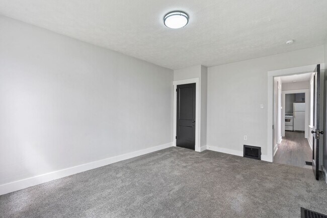 Foto del edificio - 3407 Gass Ave