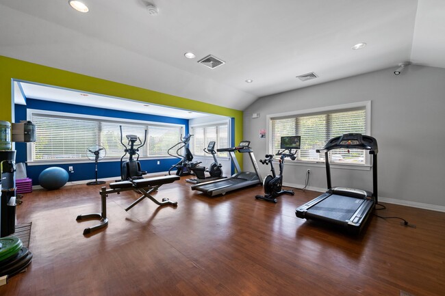 Fitness Center - Severgn Apartments