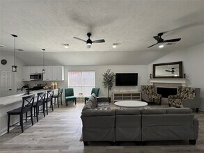 Building Photo - 3265 Jessica Ct