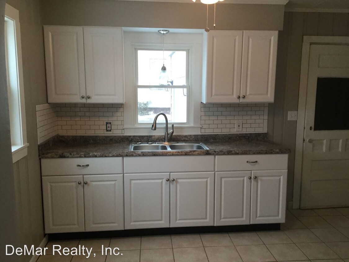 Foto principal - 5731 Kirk Rd