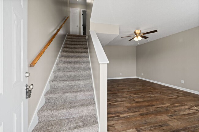 Building Photo - 375 Peabody Dr