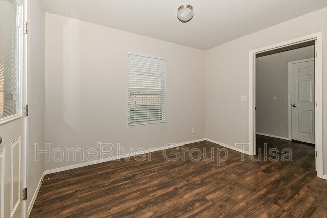 Building Photo - 1509 S 31st St
