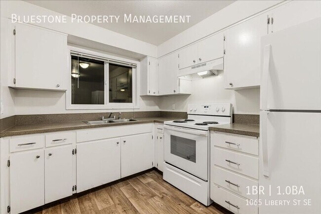 Foto del edificio - 1065 Liberty St SE