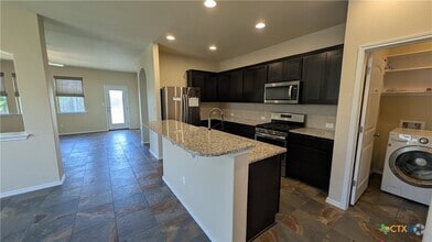 Building Photo - 144 Sage Meadows Dr