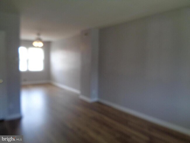 Foto del edificio - 2245 Graythorn Rd
