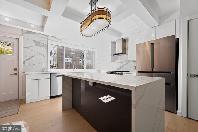 Foto del edificio - 1607 D St NE