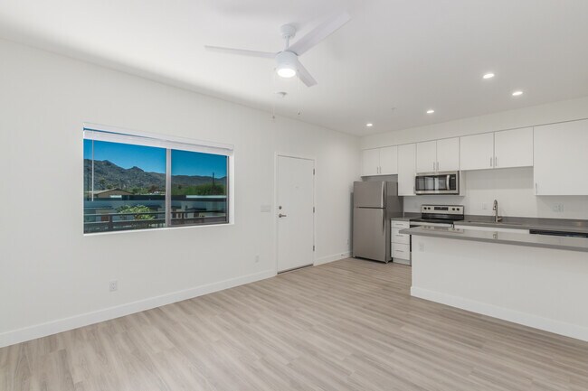 Foto del edificio - Villas at South Mountain