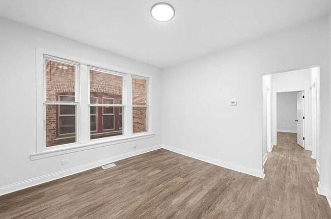 Foto del edificio - 7912 S Ada St