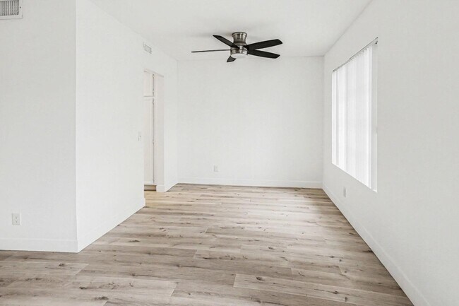 Foto del edificio - 1447 Manzana Way