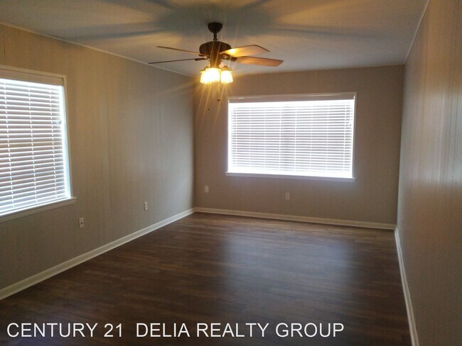 Foto del edificio - 3 br, 2 bath House - 2002 Glenhaven St.
