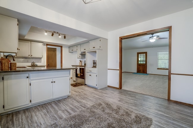 Building Photo - 3 br, 2 bath House - 2104 Rushing Meadows