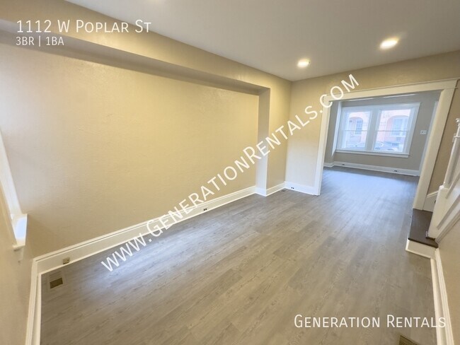 Foto del edificio - 1112 W Poplar St