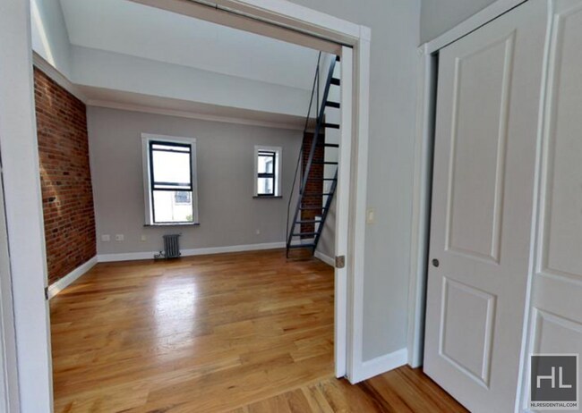 Building Photo - East 100th Street