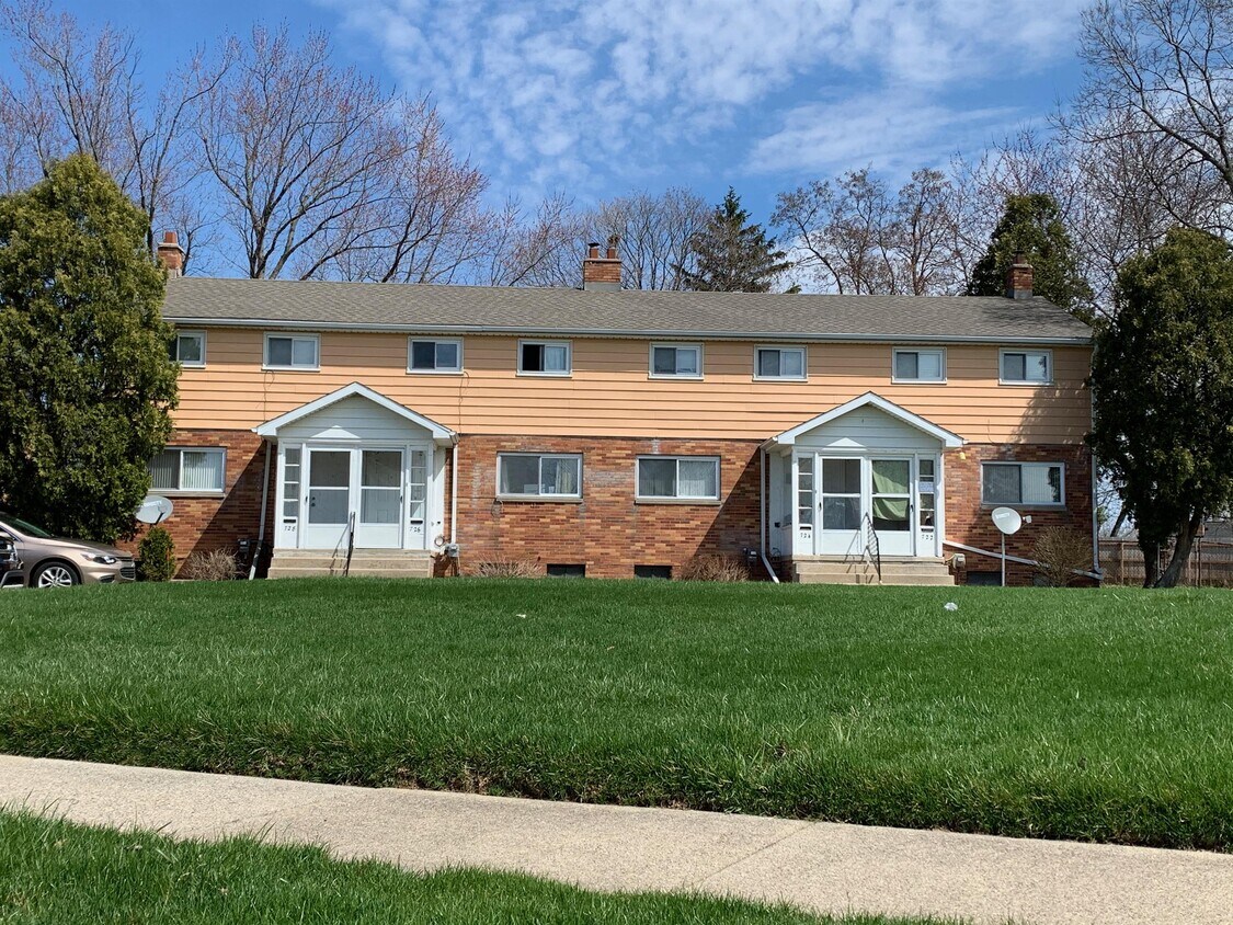 Primary Photo - 726 Edgemont Blvd