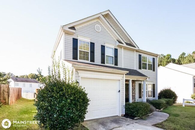 Building Photo - 6610 Devongate Ln, Charlotte, NC 28269