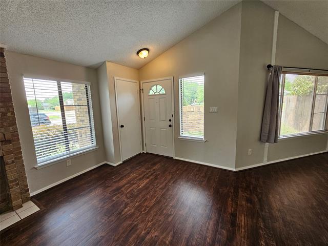 Foto del edificio - 601 Harvest Hill St