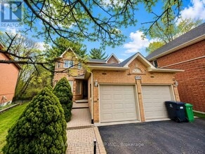 Building Photo - 1054 Chateau Ct